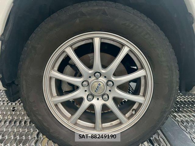 Toyota RAV4 2014-03 7879112-21