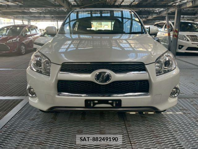 Toyota RAV4 2014-03 7879112-5