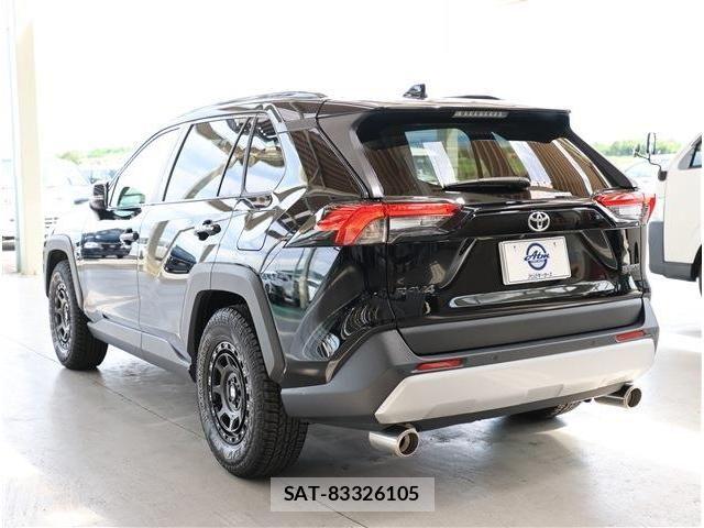 Toyota RAV4 2022-07 7903295-24
