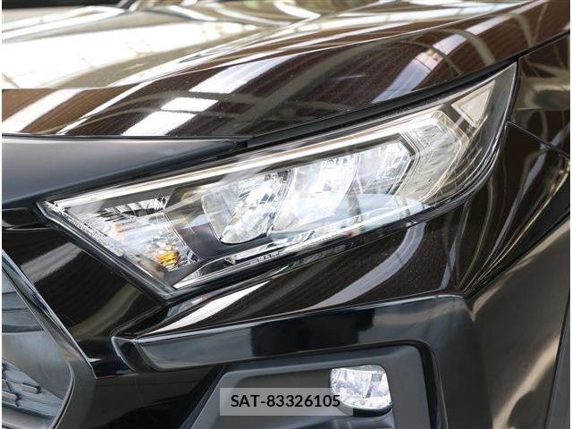 Toyota RAV4 2022-07 7903295-26