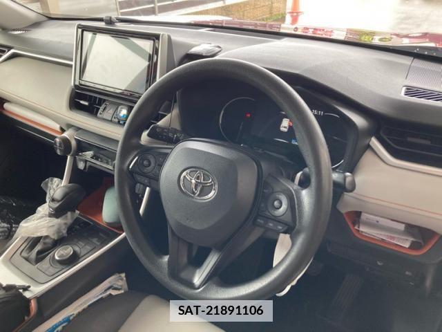 Toyota RAV4 2020-01 7903296-9