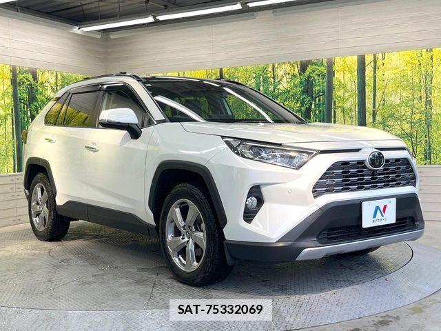 Toyota RAV4 2020-08 7903297-15