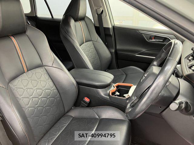 Toyota RAV4 2020-10 7903294-10