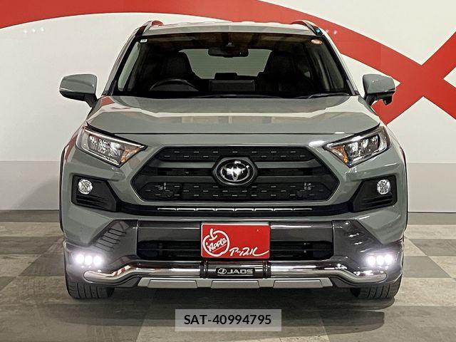 Toyota RAV4 2020-10 7903294-2