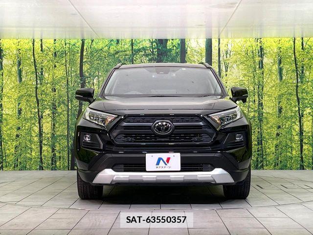 Toyota RAV4 2023-06 7963516-13