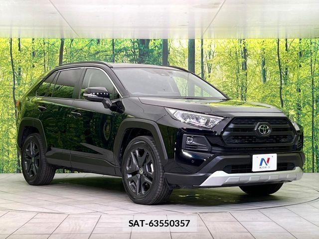 Toyota RAV4 2023-06 7963516-15