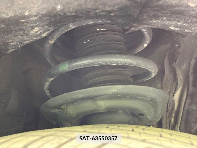 Toyota RAV4 2023-06 7963516-19