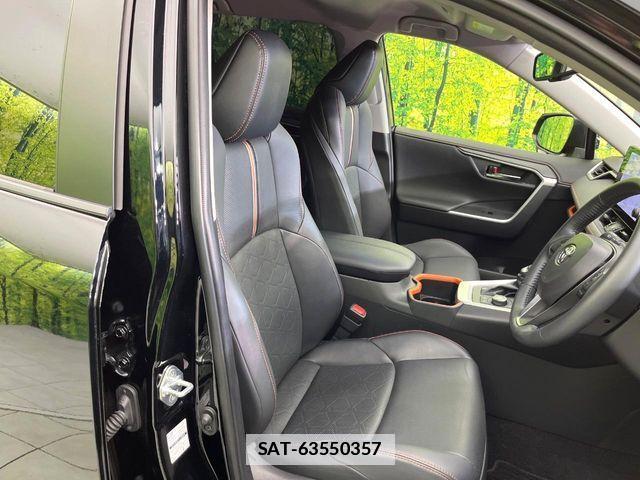 Toyota RAV4 2023-06 7963516-8