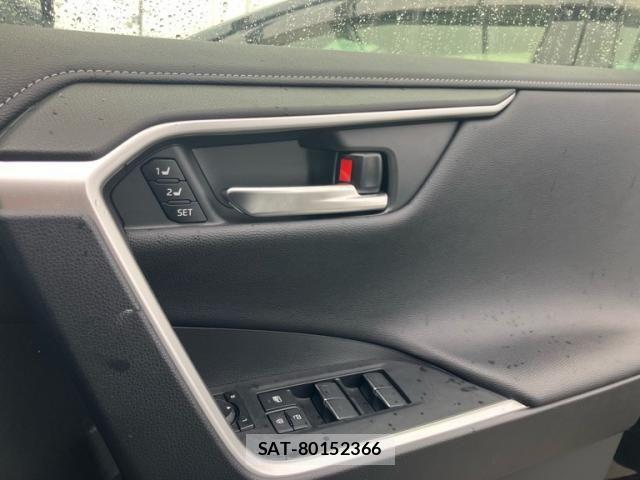Toyota RAV4 2023-01 7963535-13