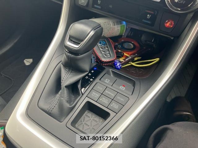 Toyota RAV4 2023-01 7963535-21