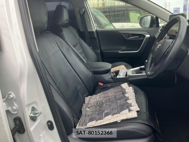 Toyota RAV4 2023-01 7963535-6