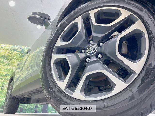 Toyota RAV4 2021-01 7963536-12