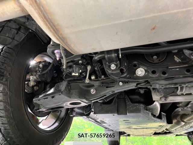 Toyota RAV4 2022-07 7963520-19