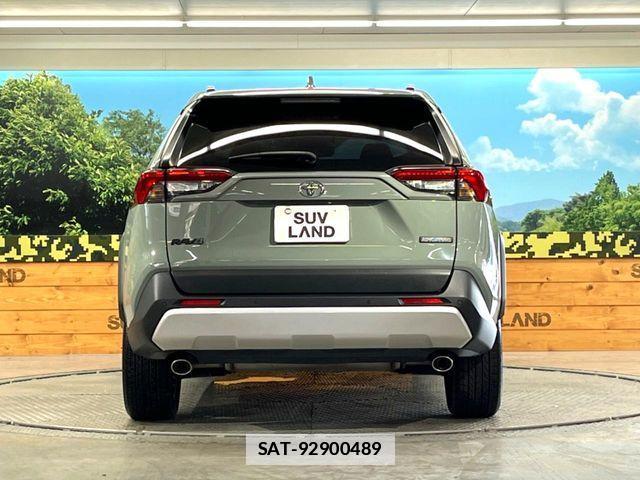 Toyota RAV4 2023-06 7963525-14