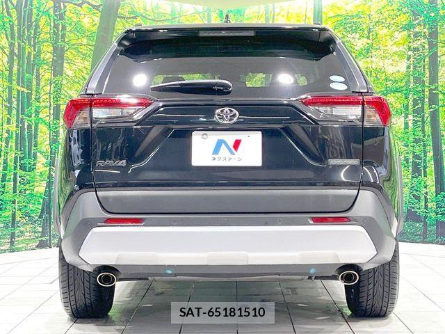 Toyota RAV4 2020-07 7963529-14