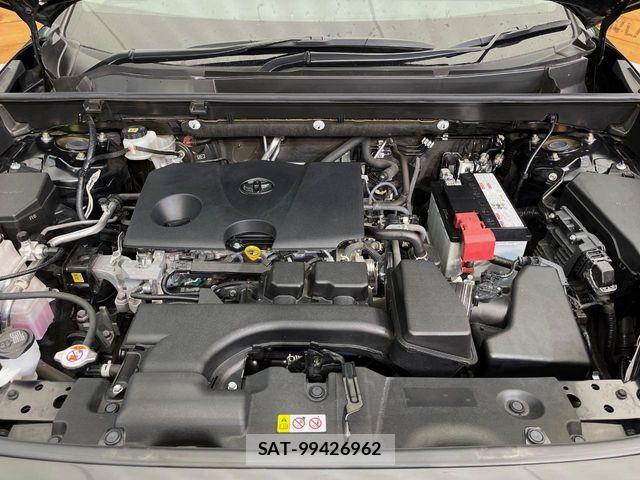 Toyota RAV4 2022-05 7963521-17