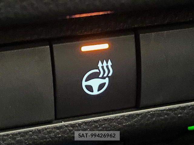 Toyota RAV4 2022-05 7963521-6
