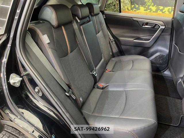 Toyota RAV4 2022-05 7963521-8