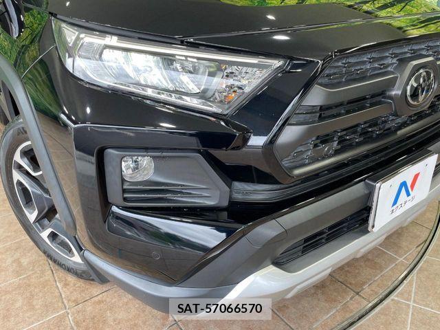 Toyota RAV4 2021-09 7963519-11