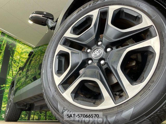 Toyota RAV4 2021-09 7963519-12