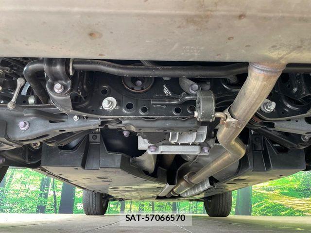 Toyota RAV4 2021-09 7963519-18