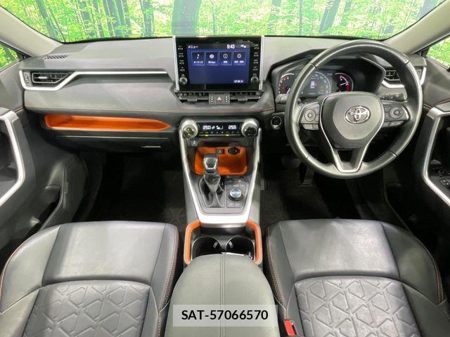 Toyota RAV4 2021-09 7963519-1