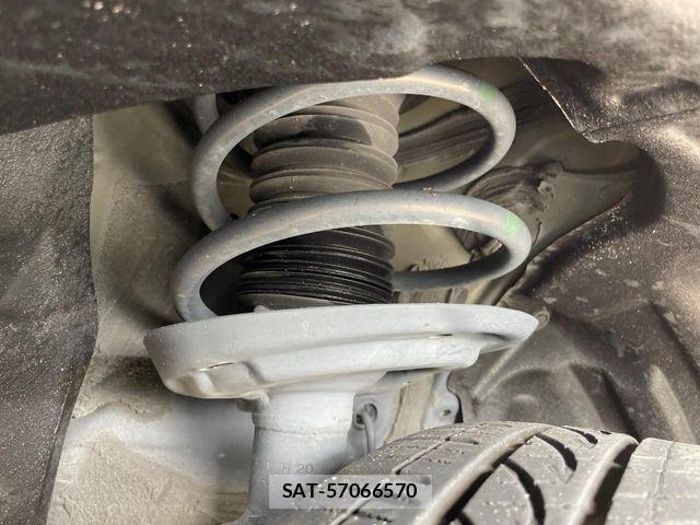 Toyota RAV4 2021-09 7963519-19