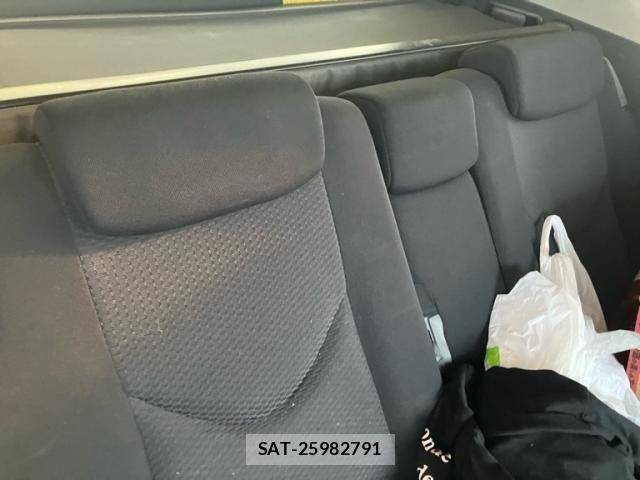 Toyota RAV4 2006-02 7980811-9