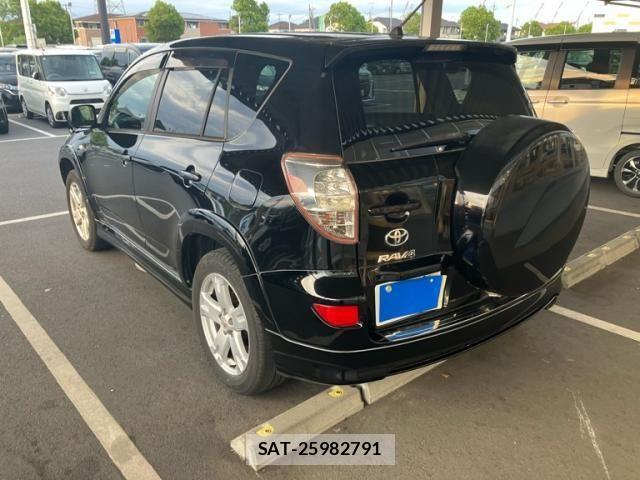 Toyota RAV4 2006-02 7980811-2