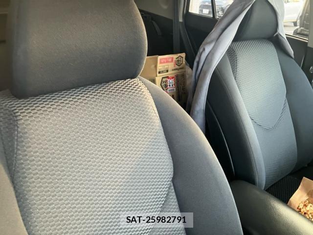 Toyota RAV4 2006-02 7980811-8