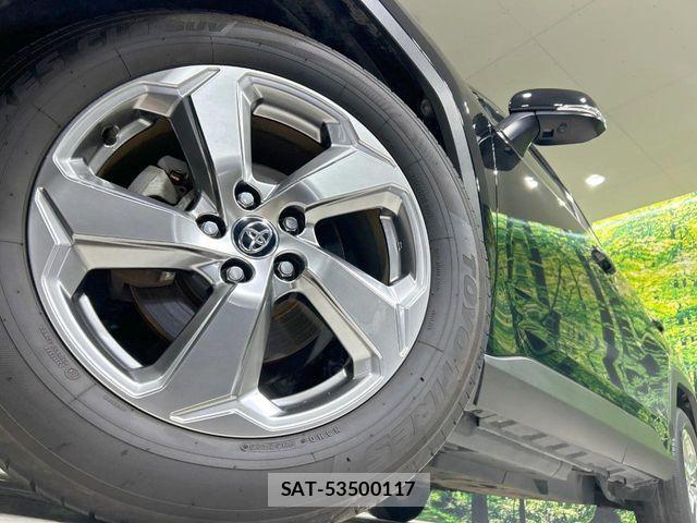 Toyota RAV4 2021-07 7980809-12