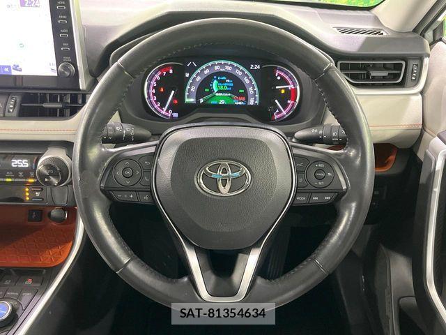 Toyota RAV4 2020-11 7980804-10