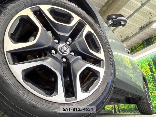 Toyota RAV4 2020-11 7980804-12