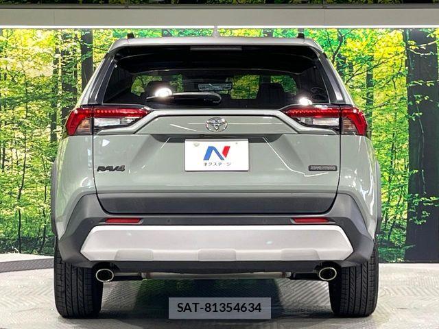 Toyota RAV4 2020-11 7980804-14