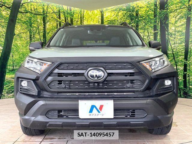 Toyota RAV4 2023-08 7980799-13