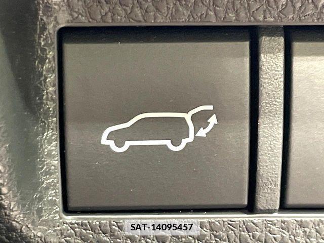 Toyota RAV4 2023-08 7980799-5
