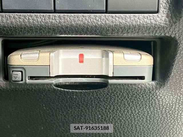 Toyota RAV4 2019-12 7980808-9