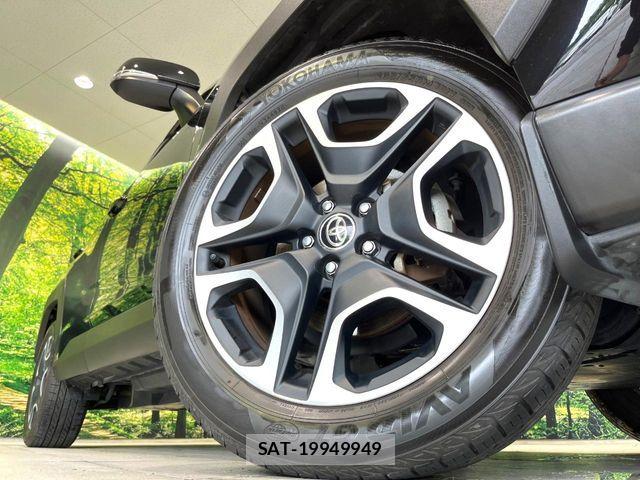 Toyota RAV4 2020-12 7980805-12