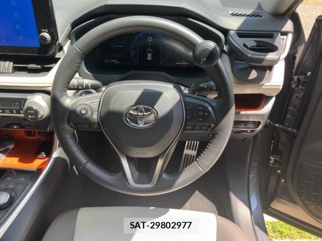 Toyota RAV4 2024-01 7980798-18