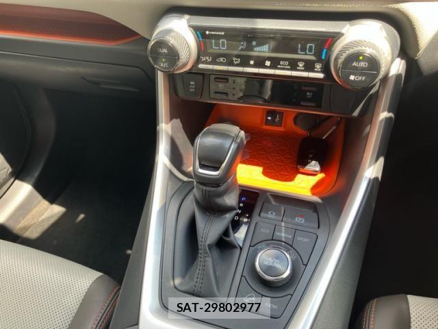 Toyota RAV4 2024-01 7980798-24
