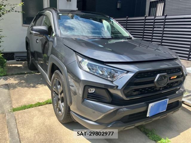 Toyota RAV4 2024-01 7980798-2