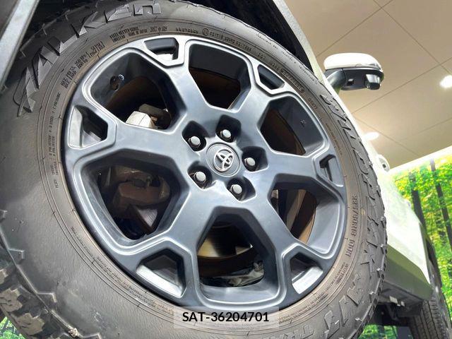 Toyota RAV4 2021-07 7980801-11