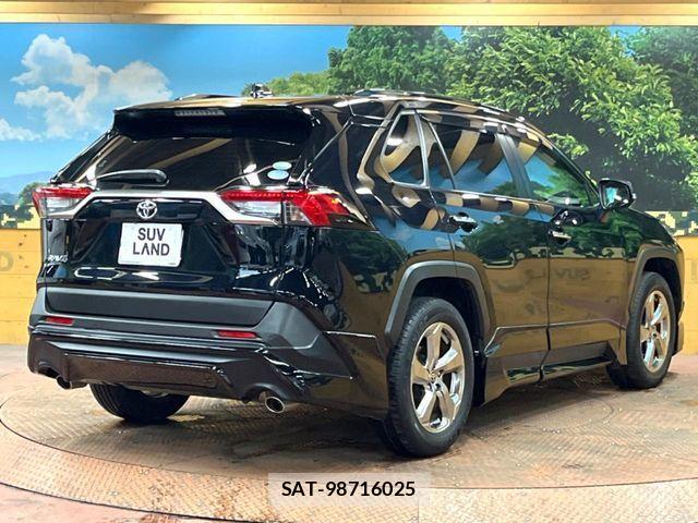 Toyota RAV4 2020-01 7980803-18