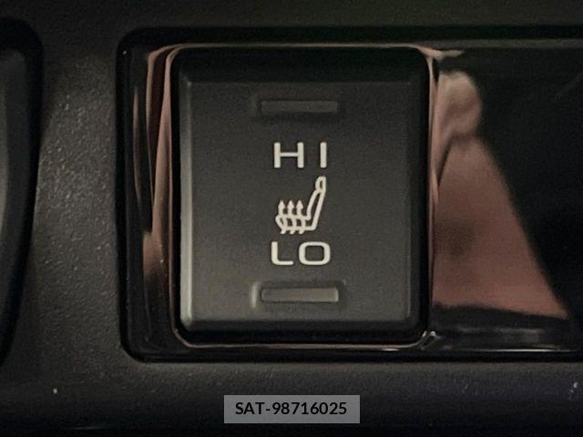 Toyota RAV4 2020-01 7980803-7