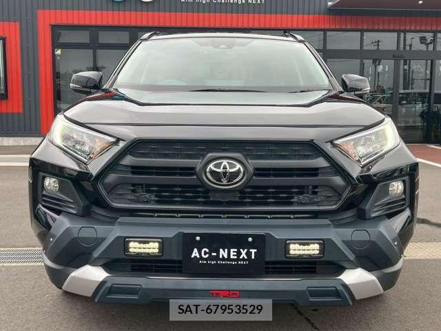 Toyota RAV4 2020-07 8037881-14