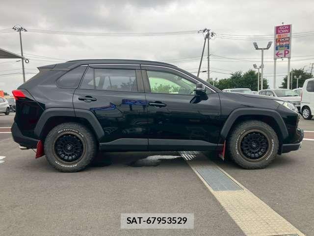 Toyota RAV4 2020-07 8037881-18