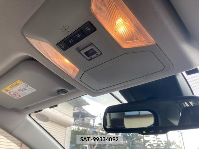 Toyota RAV4 2019-07 8037882-21