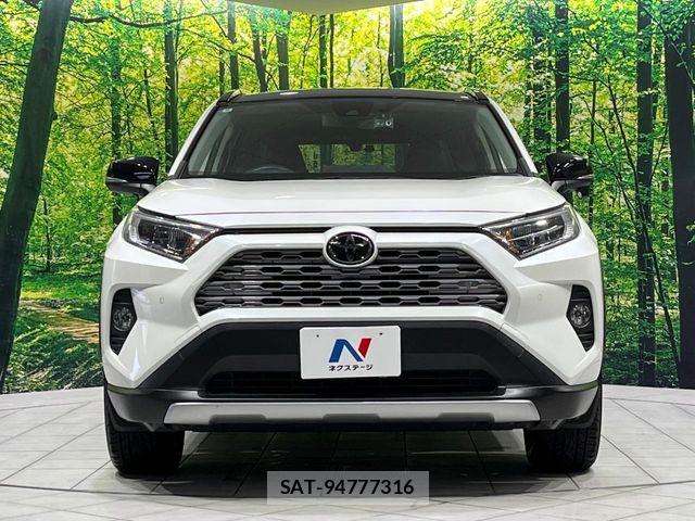 Toyota RAV4 2020-08 8037884-14