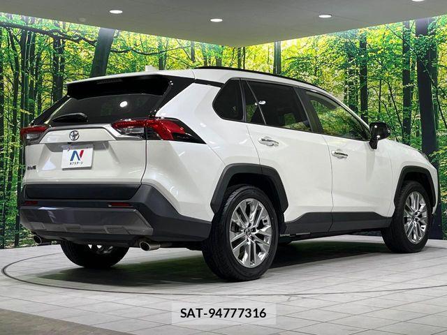 Toyota RAV4 2020-08 8037884-17
