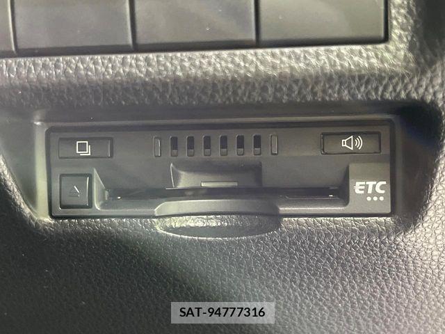 Toyota RAV4 2020-08 8037884-6